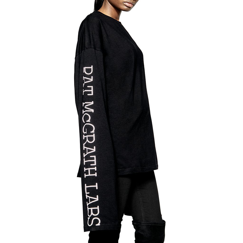 black-white-oversize-long-sleeve-t-03-03-PMG_APPAREL_ONFIGURE_1024x1024_BLKLT_FRONT_f2c5001e-32a8-43fa-9b90-6f APPAREL 001 SMOKEY PARAPHERNALIA T
