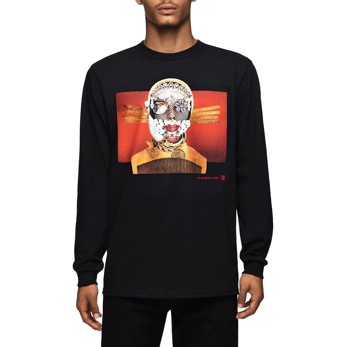 pmg-x-the-met-longsleeve-10-10-SHOT_02_004_B_1200x1200_22546e01-be02-4993-a635-95fd6a4fbc73 PMG X THE MET ADORNED L/S T